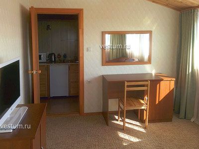 2-комнатный, 4-местный с мини-кухней и балконом 36 м² в Гостиница "Банановый рай"