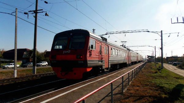 На месте путей власти планируют построить скоростную автомагистраль.