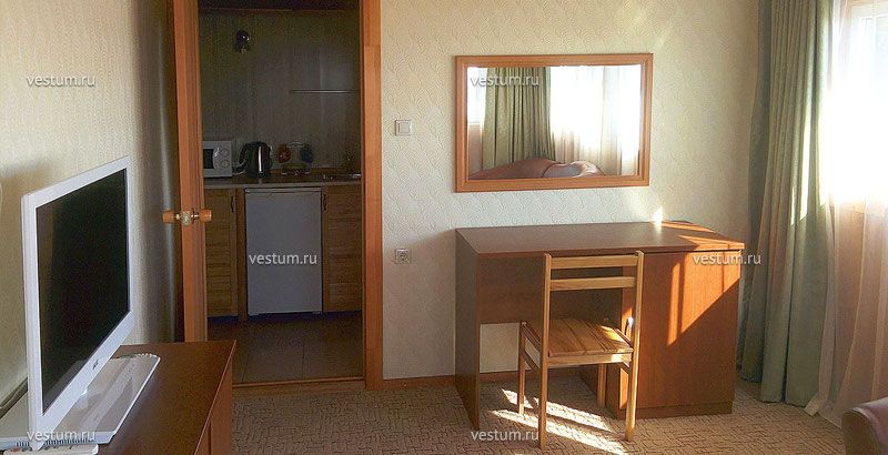 2-комнатный, 4-местный с мини-кухней и балконом 36 м² в Гостиница "Банановый рай"1/18